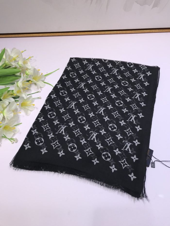 Louis Vuitton Scarf LVC00242