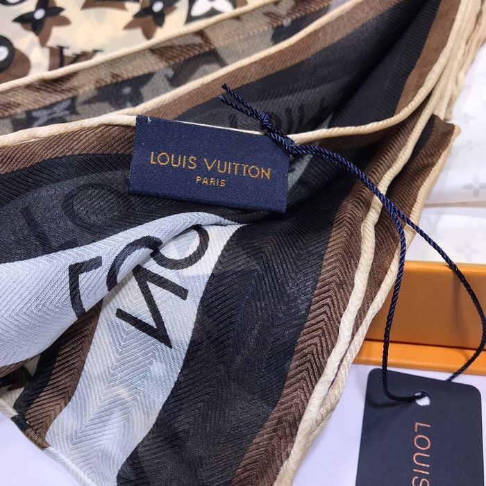 Louis Vuitton Scarf LVC00244