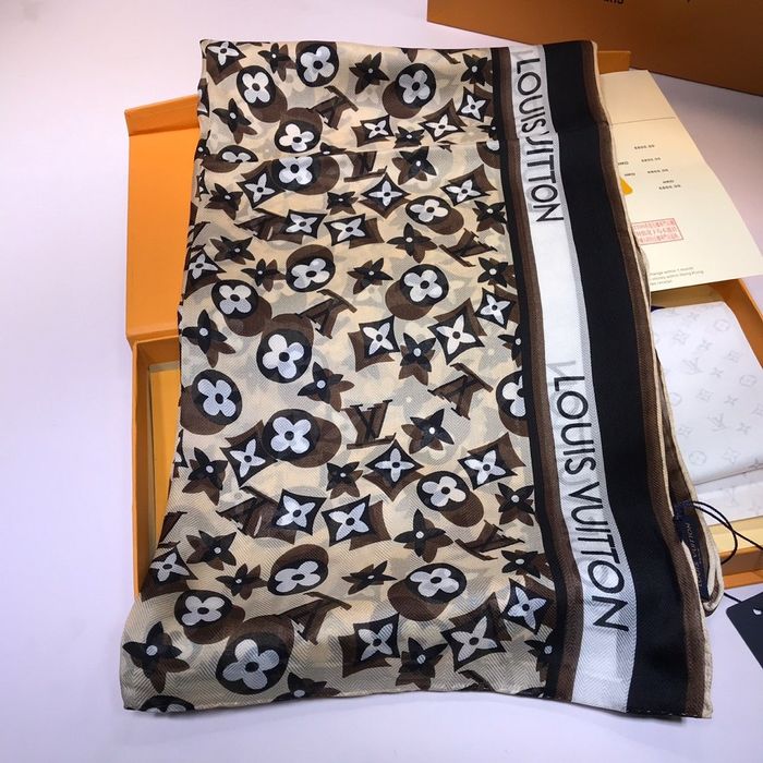 Louis Vuitton Scarf LVC00244