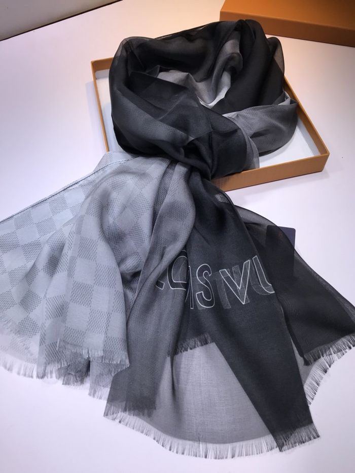 Louis Vuitton Scarf LVC00245