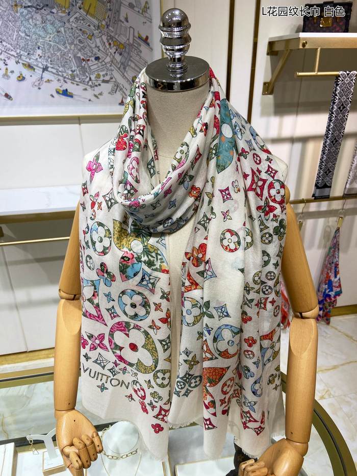 Louis Vuitton Scarf LVC00259