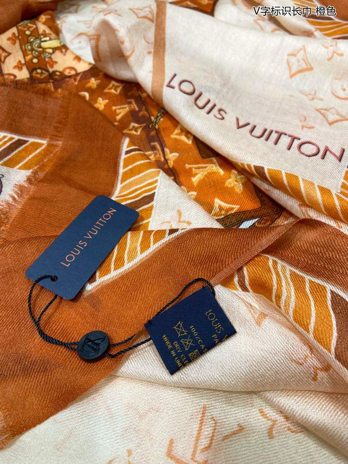 Louis Vuitton Scarf LVC00276