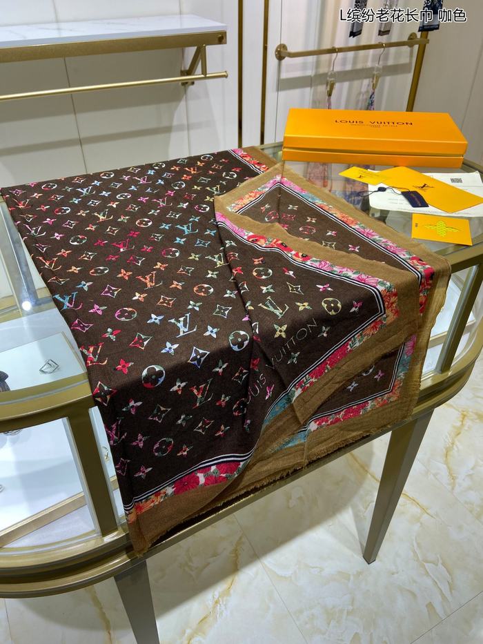 Louis Vuitton Scarf LVC00281