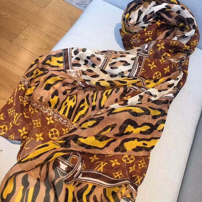 Louis Vuitton Scarf LVC00290