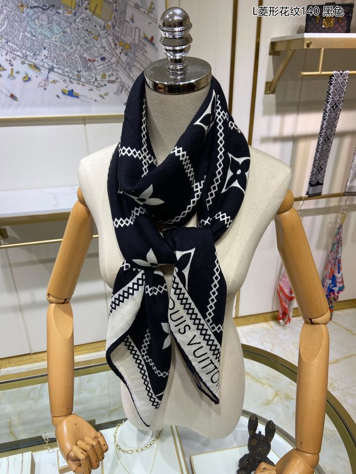 Louis Vuitton Scarf LVC00297