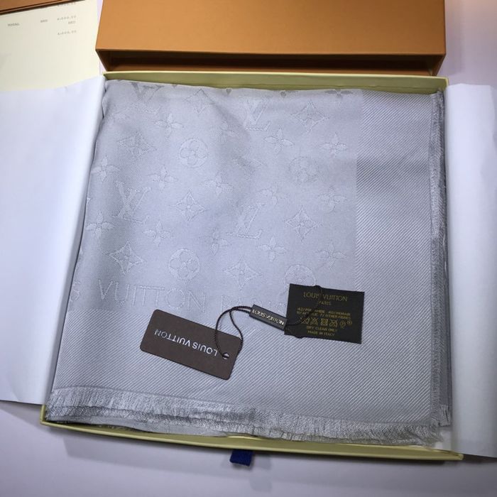 Louis Vuitton Scarf LVC00299