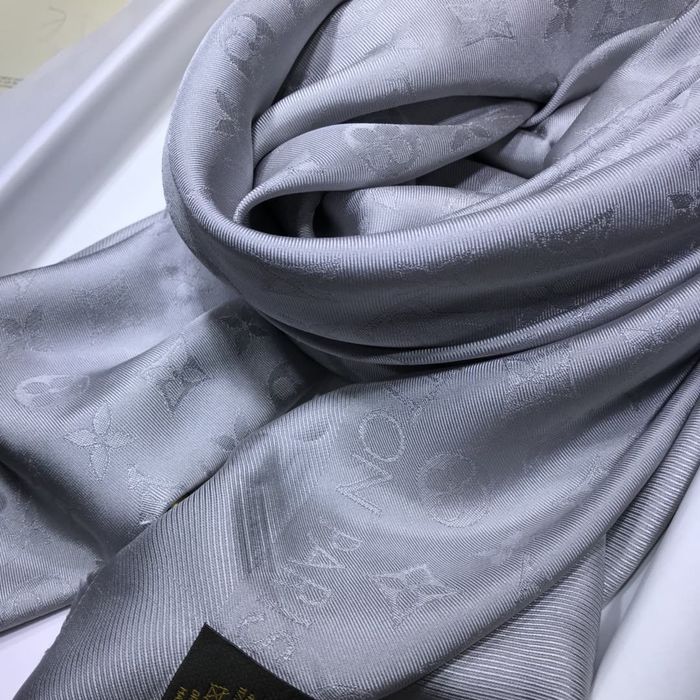 Louis Vuitton Scarf LVC00299