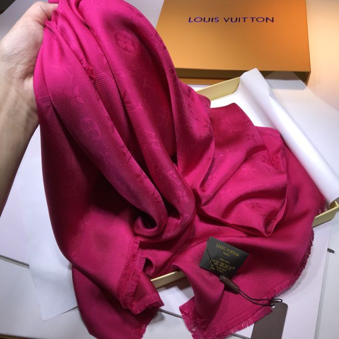 Louis Vuitton Scarf LVC00300