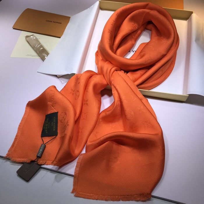 Louis Vuitton Scarf LVC00301