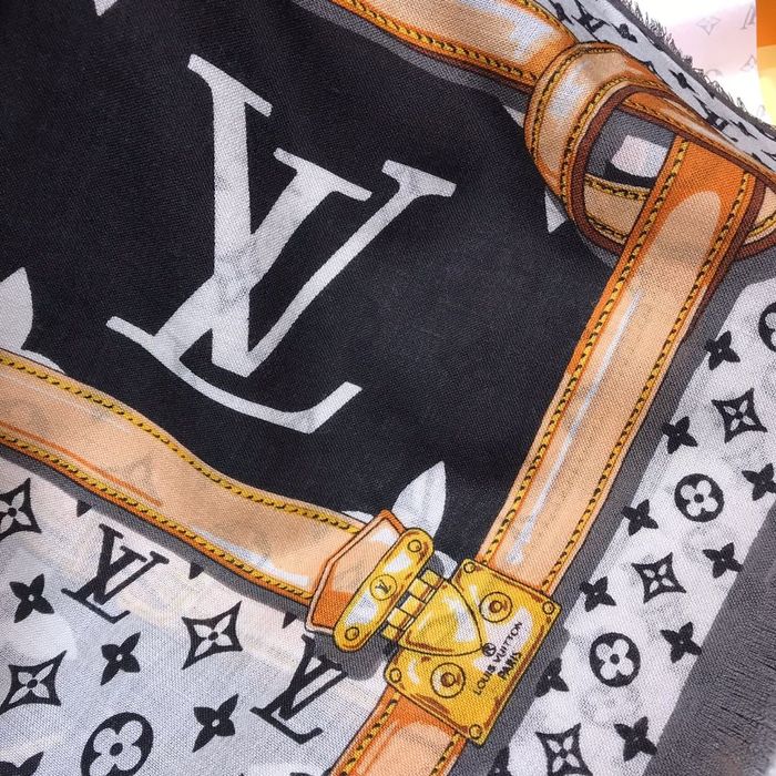 Louis Vuitton Scarf LVC00314