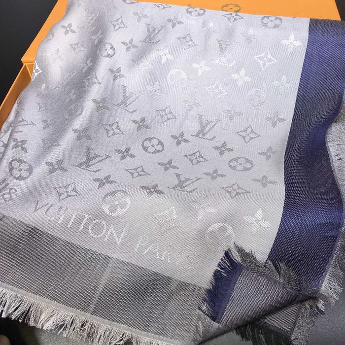 Louis Vuitton Scarf LVC00320