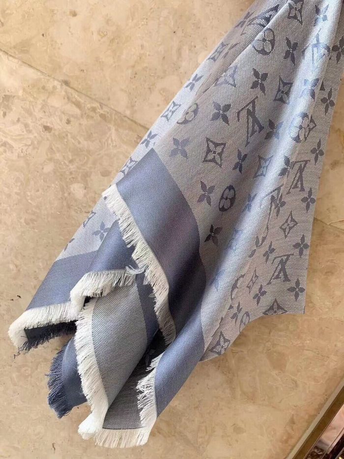 Louis Vuitton Scarf LVC00324