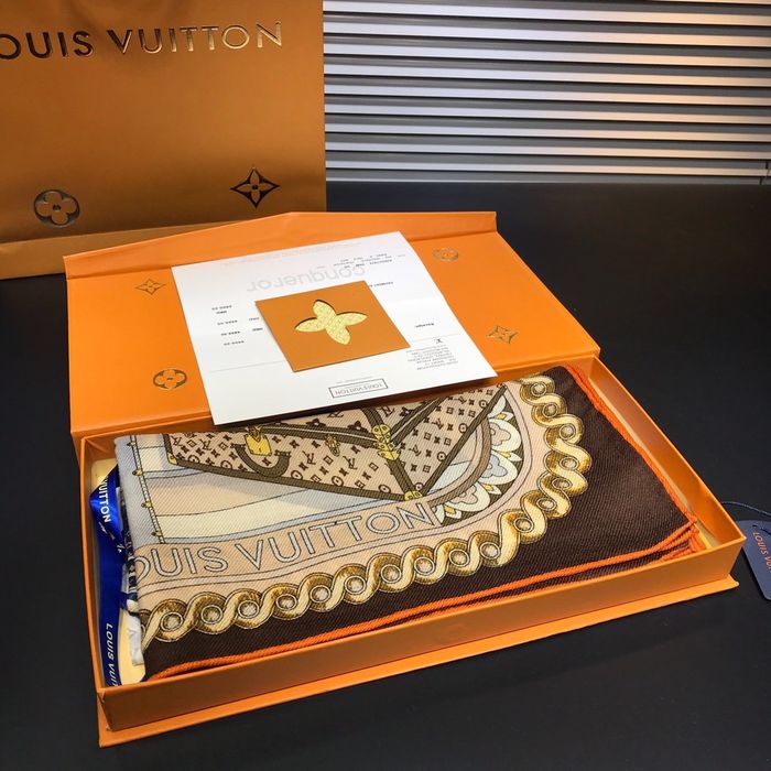 Louis Vuitton Scarf LVC00328