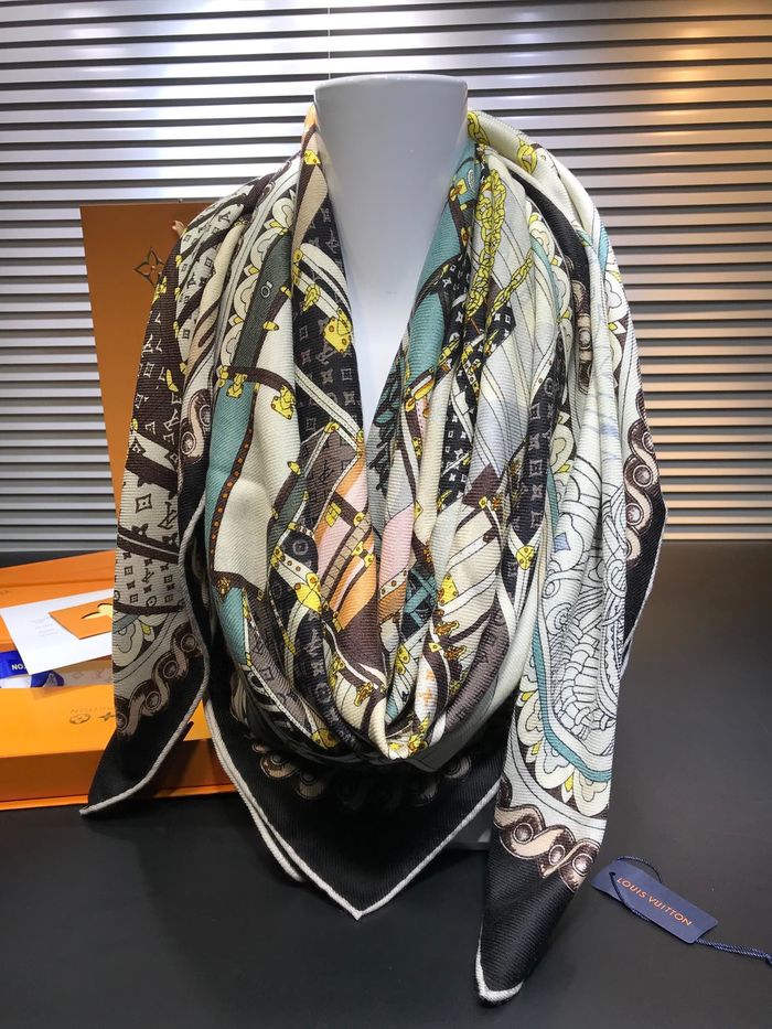 Louis Vuitton Scarf LVC00329