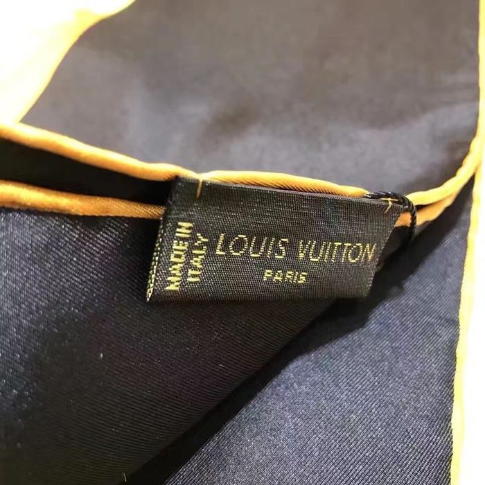Louis Vuitton Scarf LVC00335