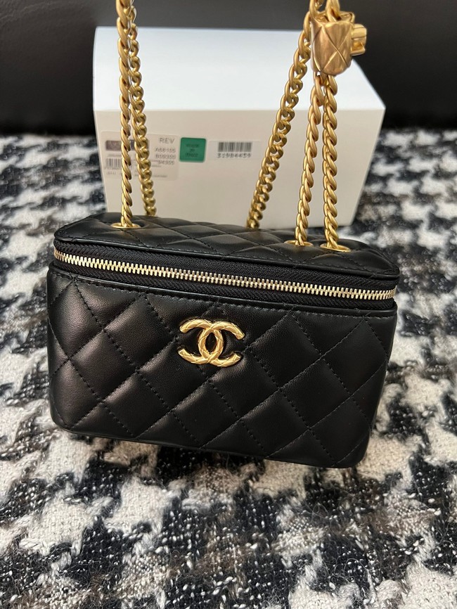 CHANEL VANITY WITH CHAIN 68106 Black