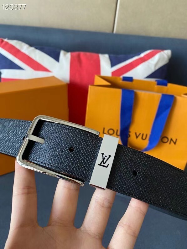 Louis Vuitton 40MM Leather Belt 7099-1