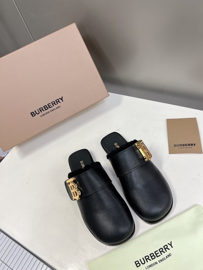 Burberry Shoes BBS00011