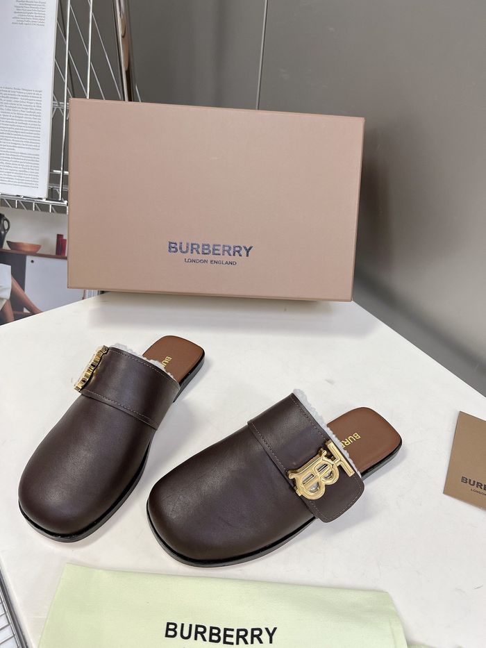 Burberry Shoes BBS00012