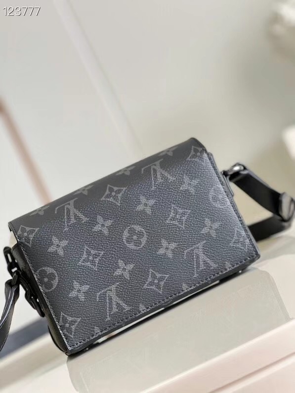 Louis Vuitton STEAMER WEARABLE WALLET M81783 black