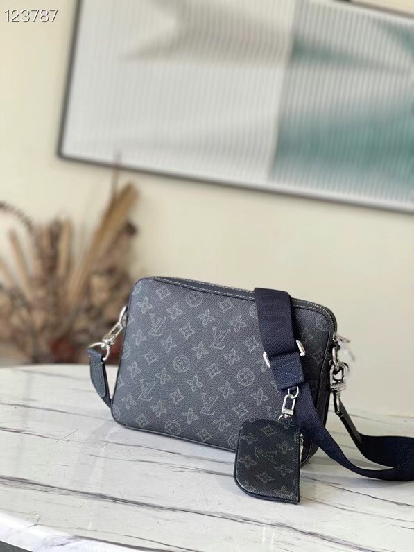 Louis Vuitton TRIO MESSENGER M46340 green