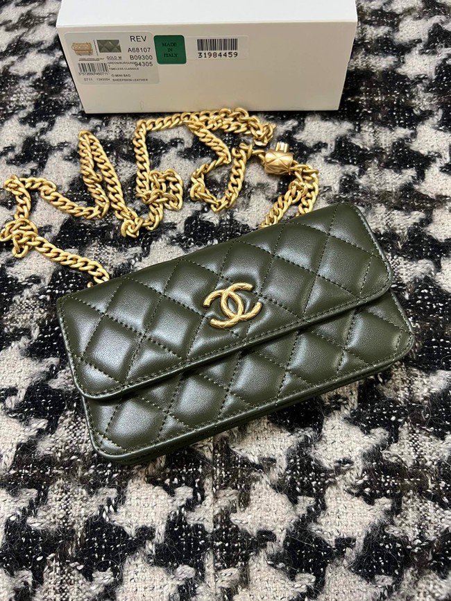 Chanel WALLET ON CHAIN Lambskin & Gold-Tone Metal 68107 green