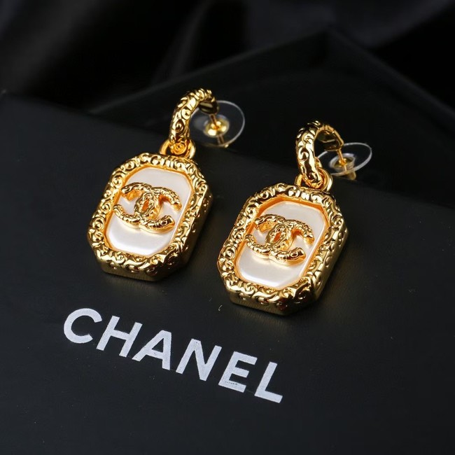 Chanel Earrings CE9586