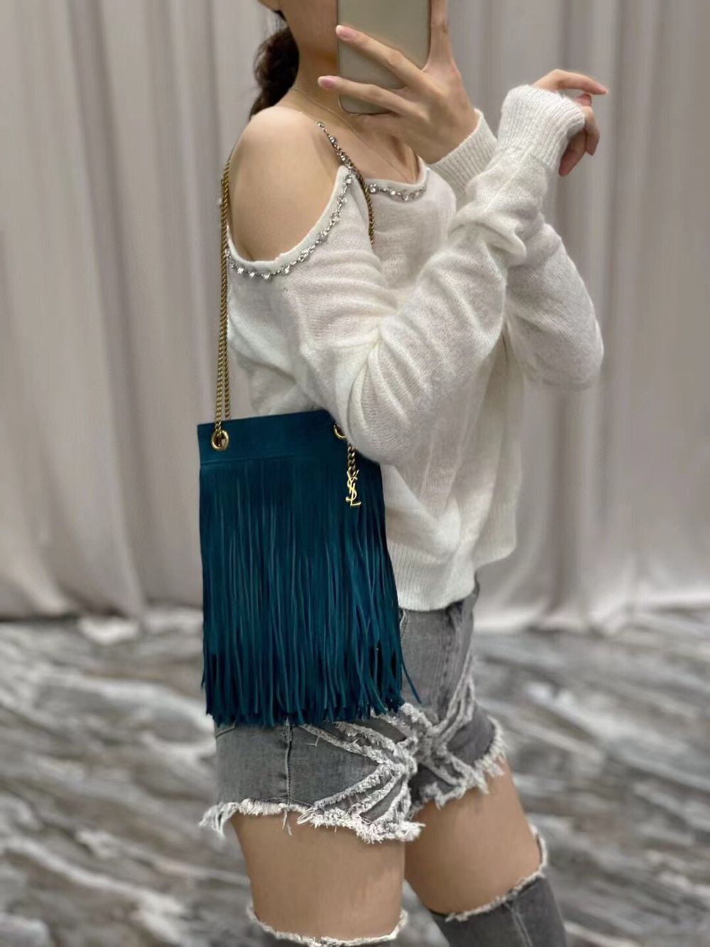 SAINT LAURENT SMALL CHAIN BAG IN LIGHT SUEDE WITH FRINGES 683378 blue