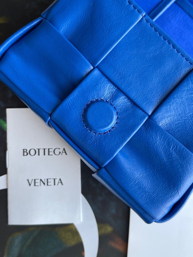 Bottega Veneta Candy Cassette 666688 Electrooptic blue