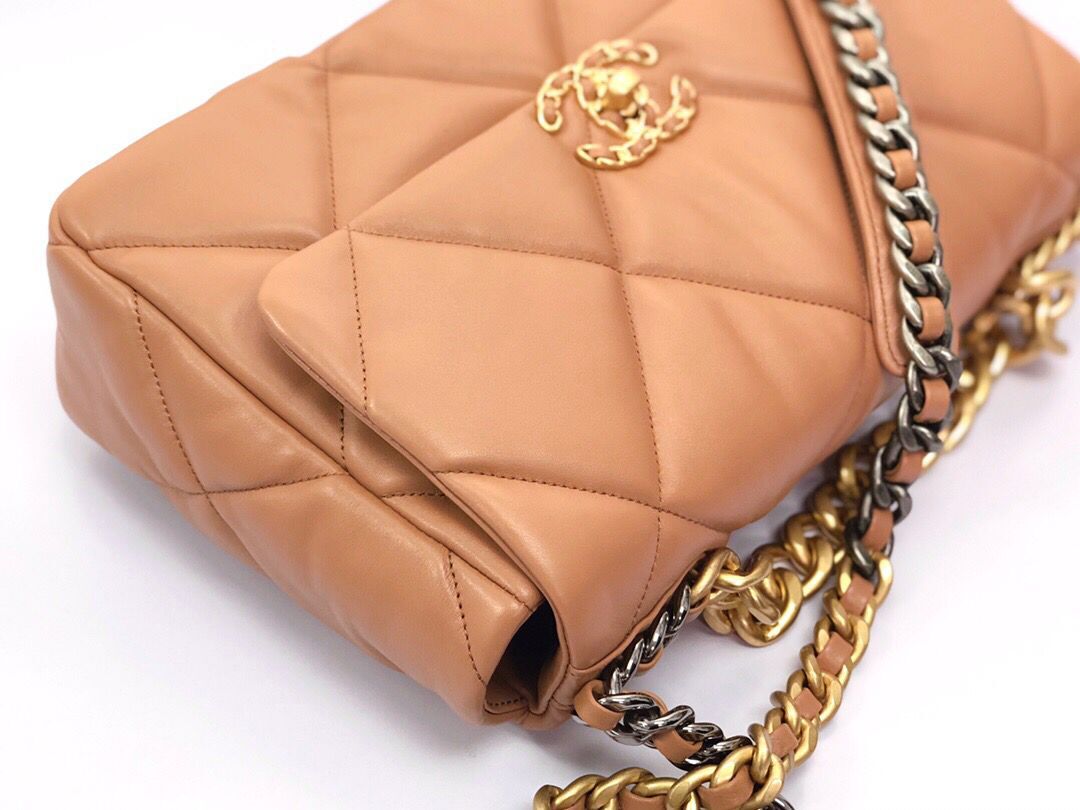 CHANEL 19 HANDBAG AS1160 AS1161 Caramel