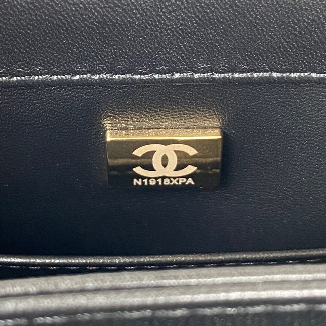 CHANEL SMALL FLAP BAG & Gold-Tone Metal AS3499 black