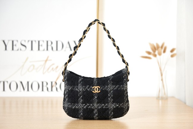 CHANEL SMALL Tweed & Gold-Tone Metal AS3562 BLACK&BLUE