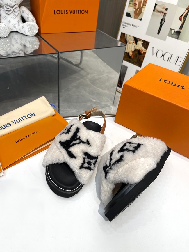 Louis Vuitton Sandals 14196-5