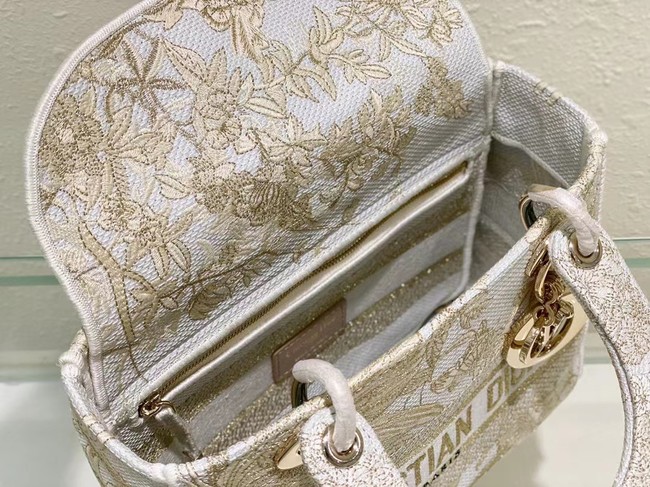 Dior Jardin d Hiver Embroidery with Gold-Tone Metallic Thread M0565