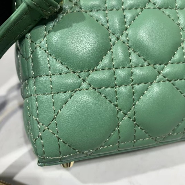 MICRO LADY DIOR BAG Scarlet Cannage Lambskin S0856O green