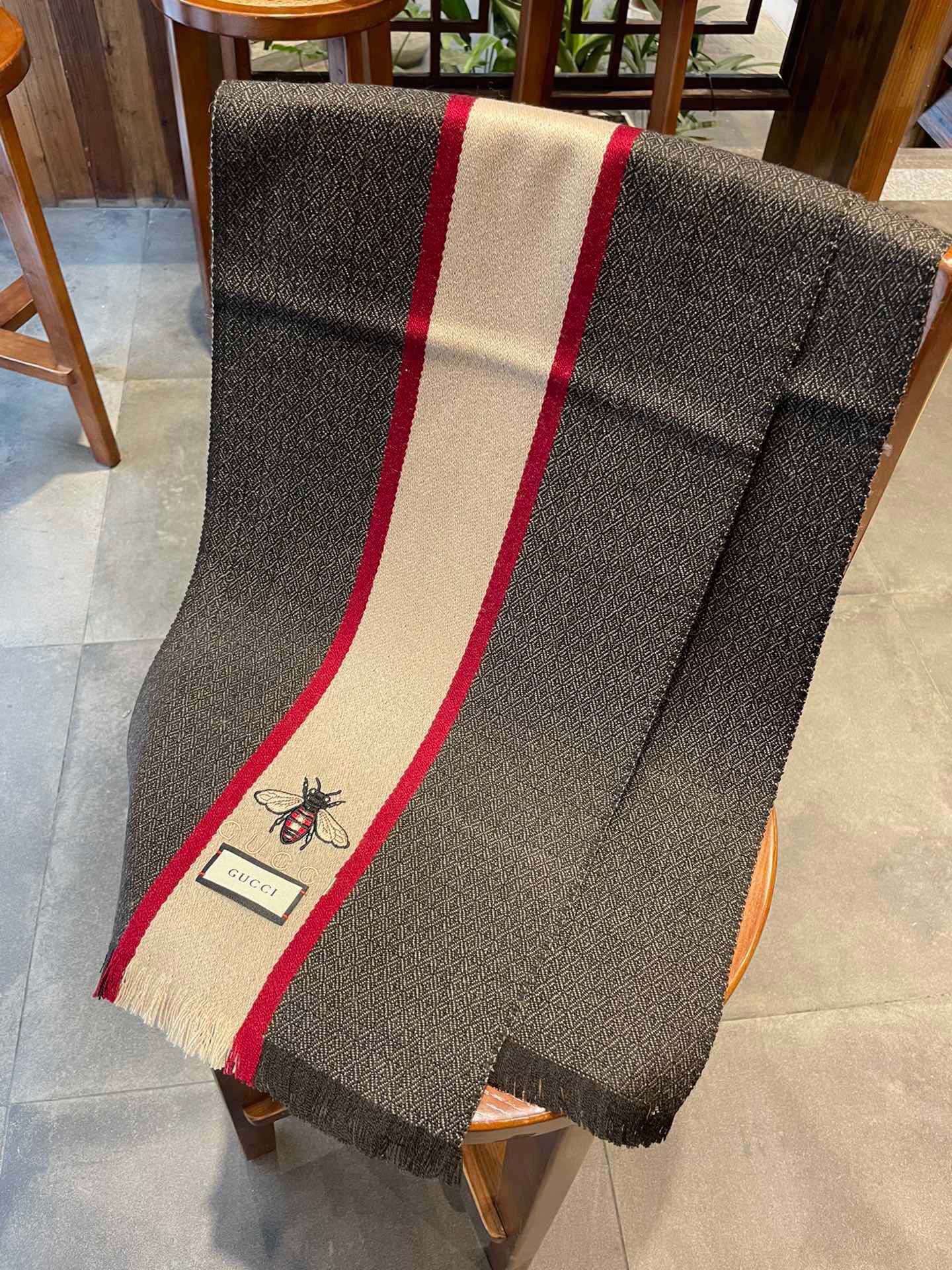 Gucci Scarf GG2357