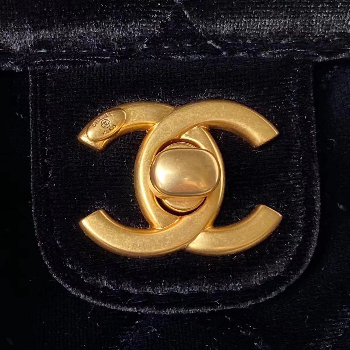Chanel MINI FLAP BAG Velvet & Gold-Tone Metal AS3442 Black