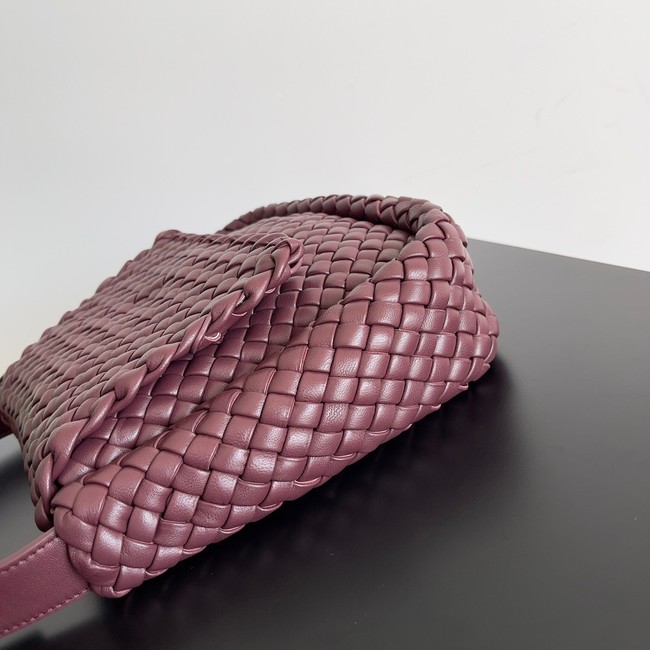 Bottega Veneta Small padded intreccio leather shoulder bag 709418 Bordeaux