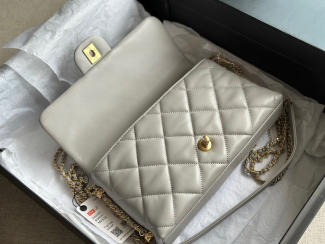 CHANEL FLAP BAG Lambskin & Gold-Tone Metal AS2563 light gray