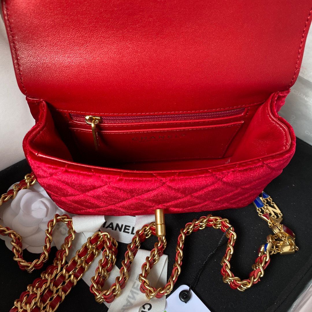 Chanel 22 MINI FLAP BAG Velvet & Gold-Tone Metal AS3442 Red