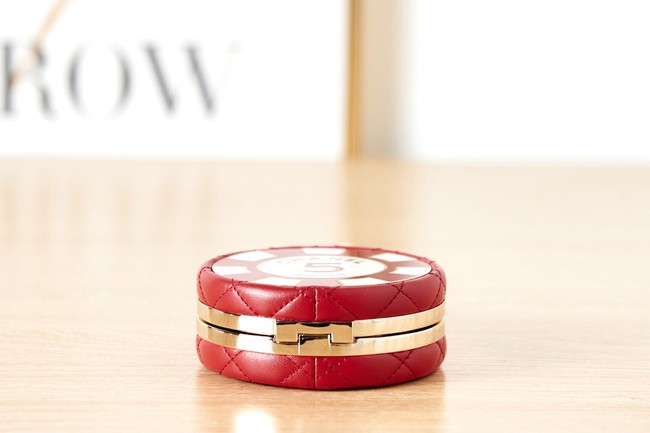 CHANEL CLUTCH WITH CHAIN AP3074 Red & White