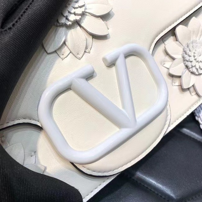 VALENTINO FLORAL TRIM LOCO BAG WB0K30P WHITE