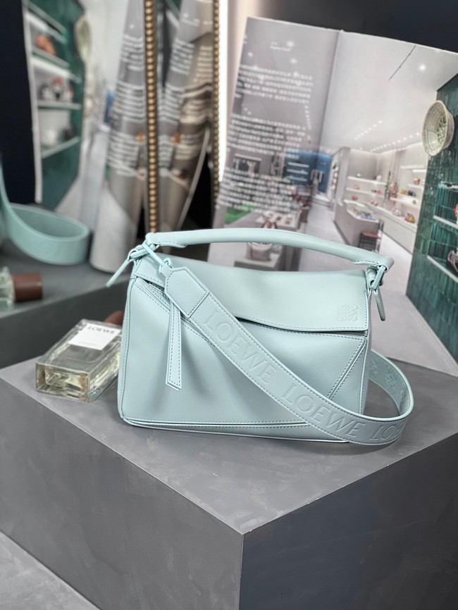 Loewe Puzzle Bag Leather 1310 light blue