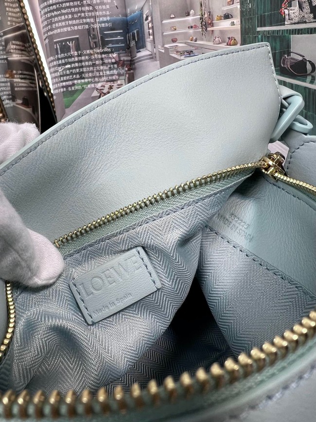 Loewe Puzzle Bag Leather 1310 light blue