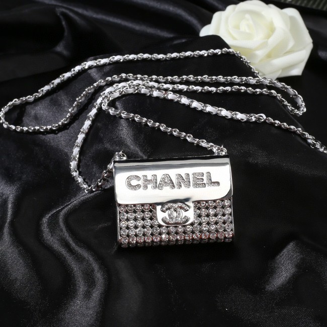 Chanel Necklace CE10076