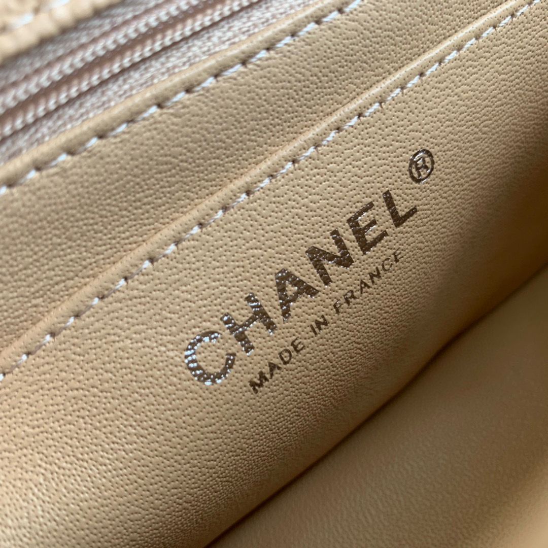 Chanel Original Caviar Leather Flap cross-body bag CF1116 Apricot & Silver chain