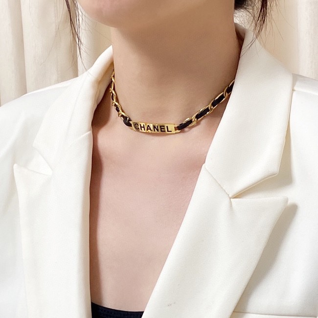 Chanel Necklace CE10320