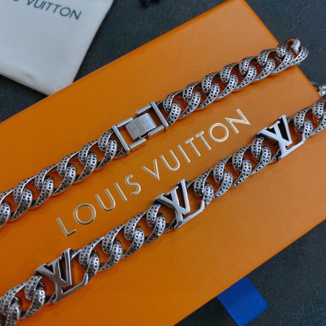 Louis Vuitton Necklace CE10460