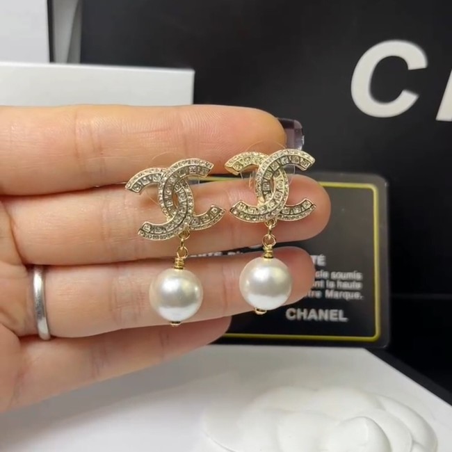 Chanel Earrings CE10518