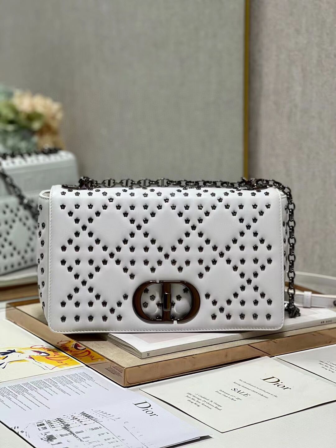 DIOR CARO MACROCANNAGE POUCH Macrocannage Calfskin with Star Motif C3136 white&black